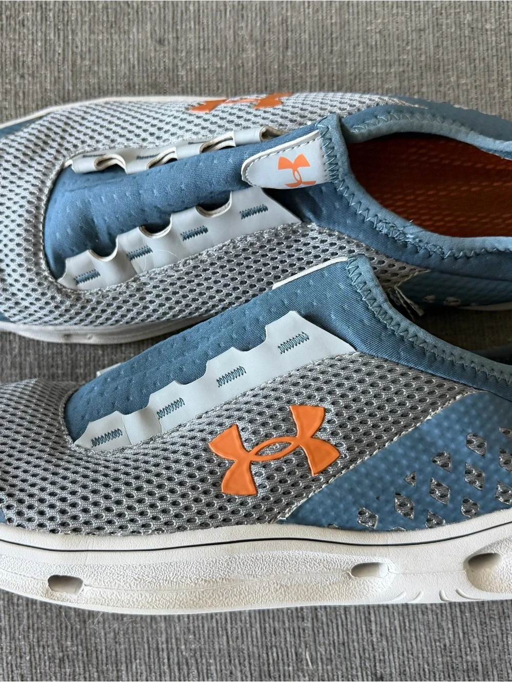Under Armour Men's Size 13 Slip-On Low Top Athletic